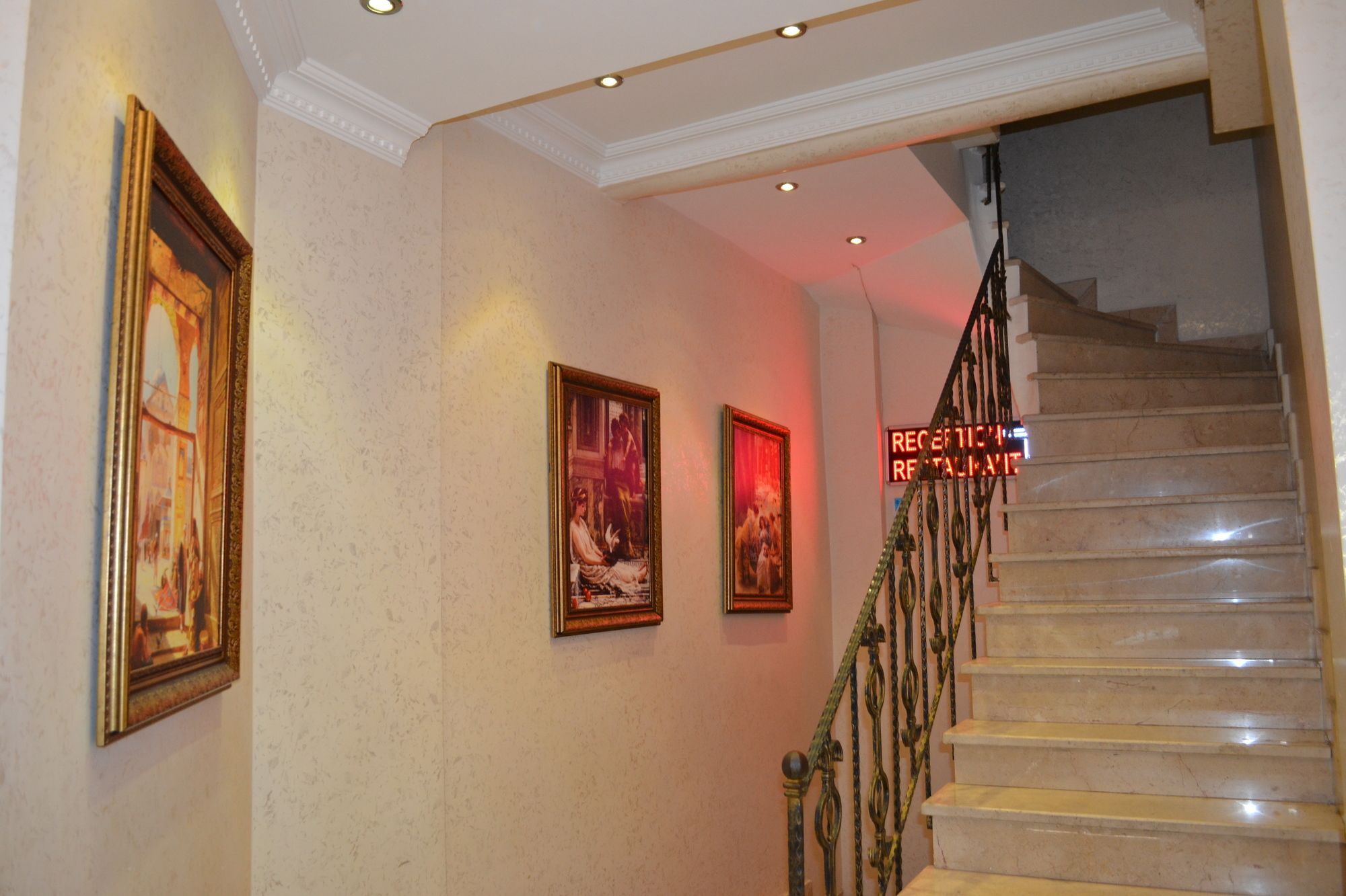 Hotel Fatih Istanbul Exterior photo