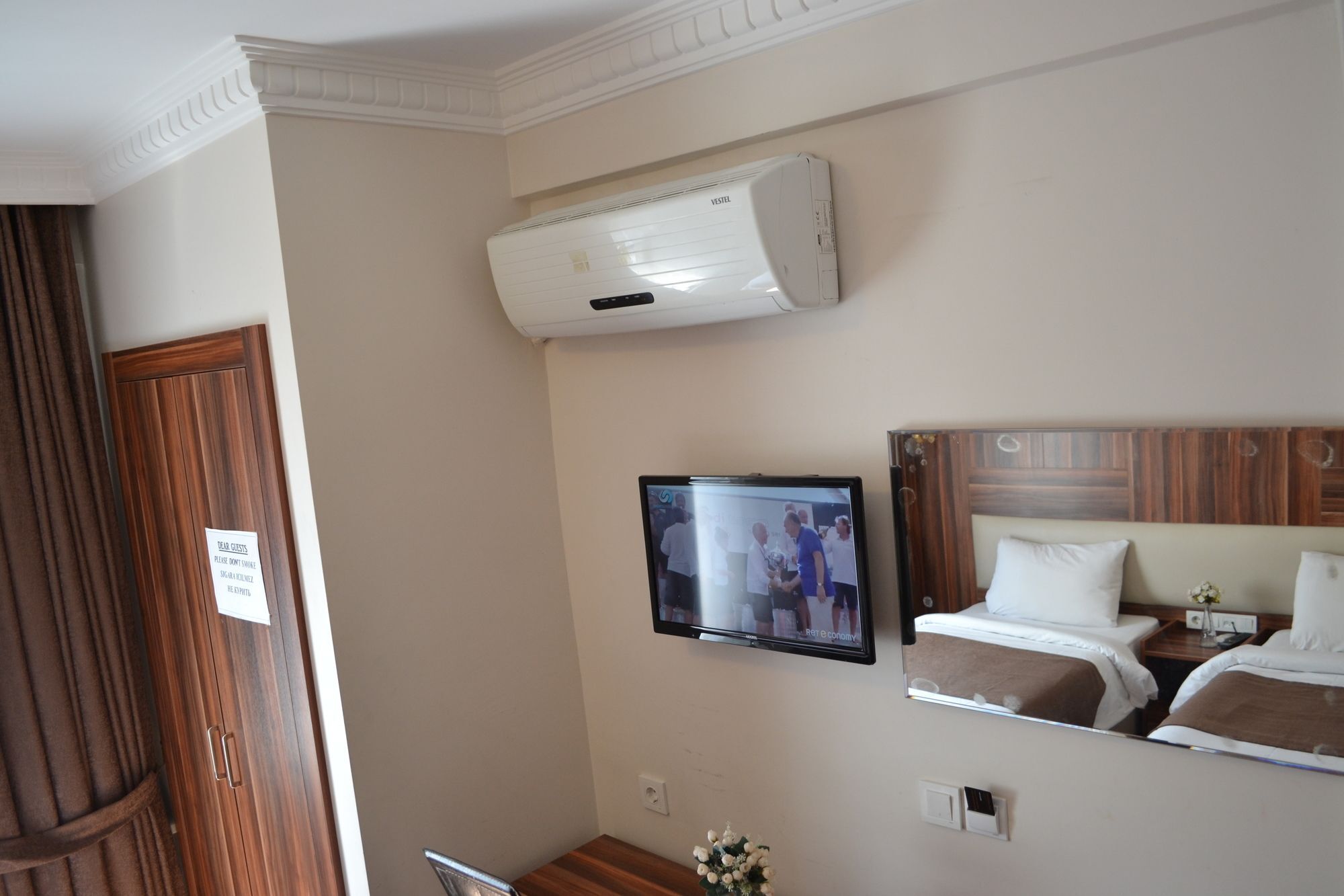 Hotel Fatih Istanbul Exterior photo