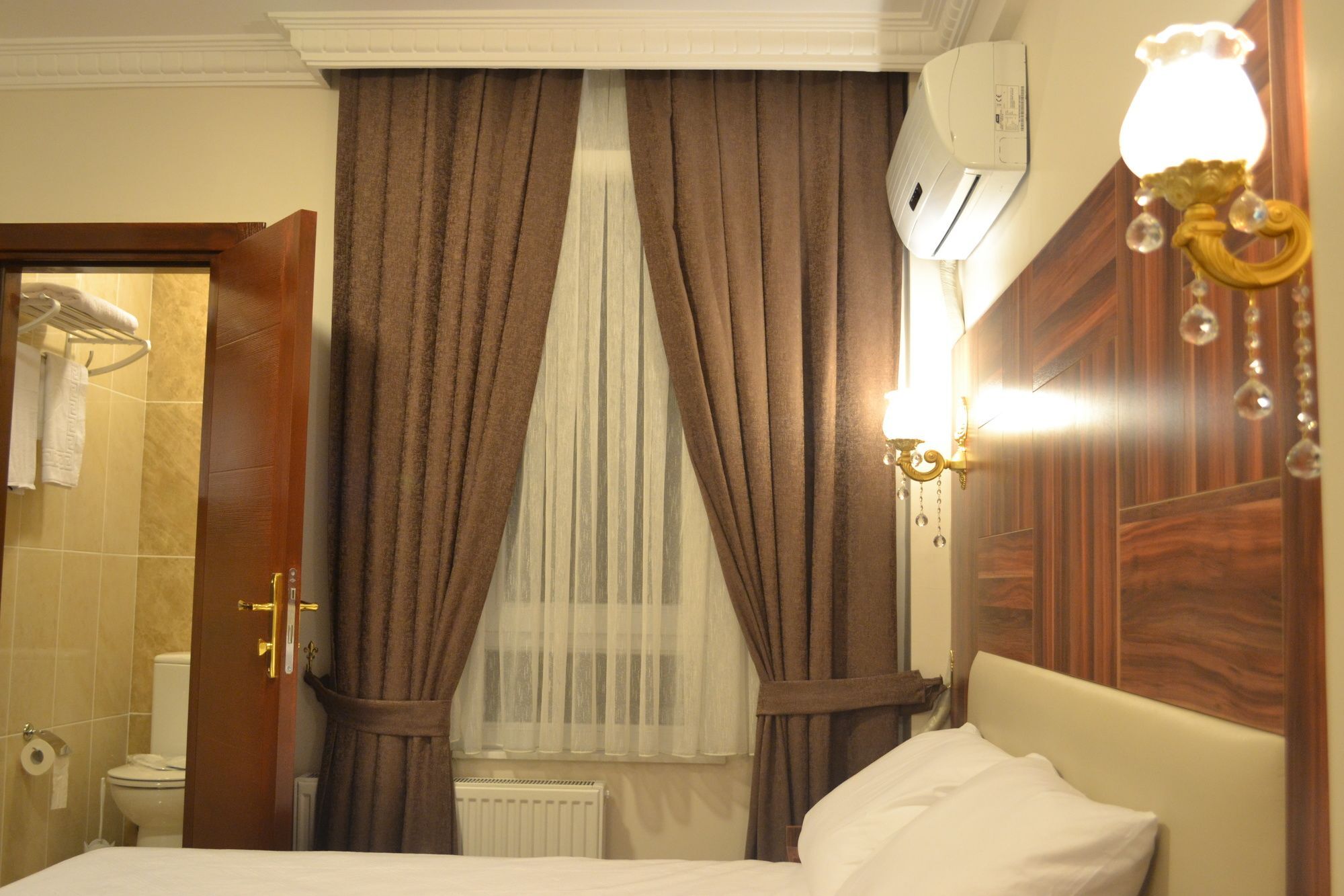 Hotel Fatih Istanbul Exterior photo